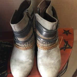 Jellypop Booties